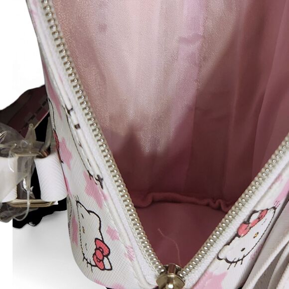 Hello Kitty Mini Purse Shoulder Bag – NWT, Sanrio, Zippered w/ Pink Satin - Picture 8 of 8